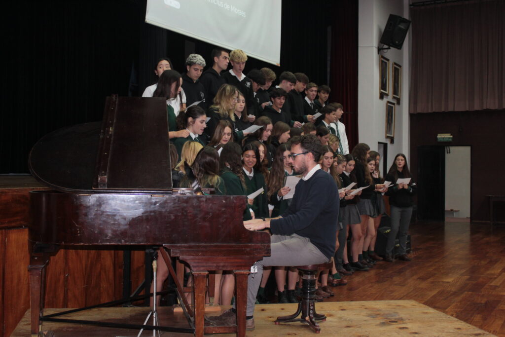 Alumnos del Belgrano Day School recibieron las certificaciones de exámenes Cambridge