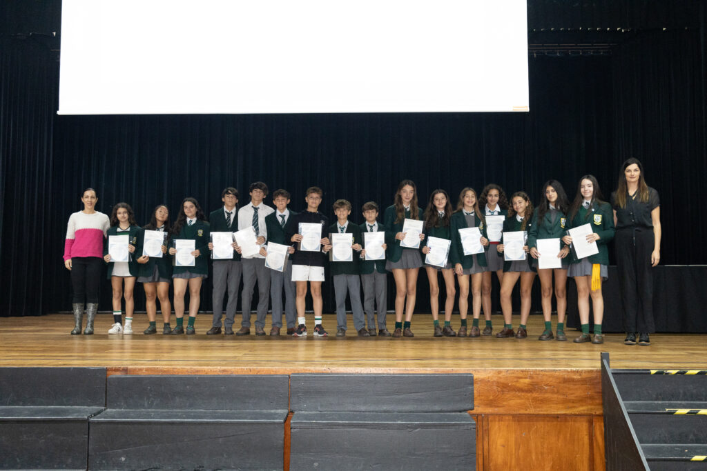 Alumnos del Belgrano Day School recibieron las certificaciones de exámenes Cambridge
