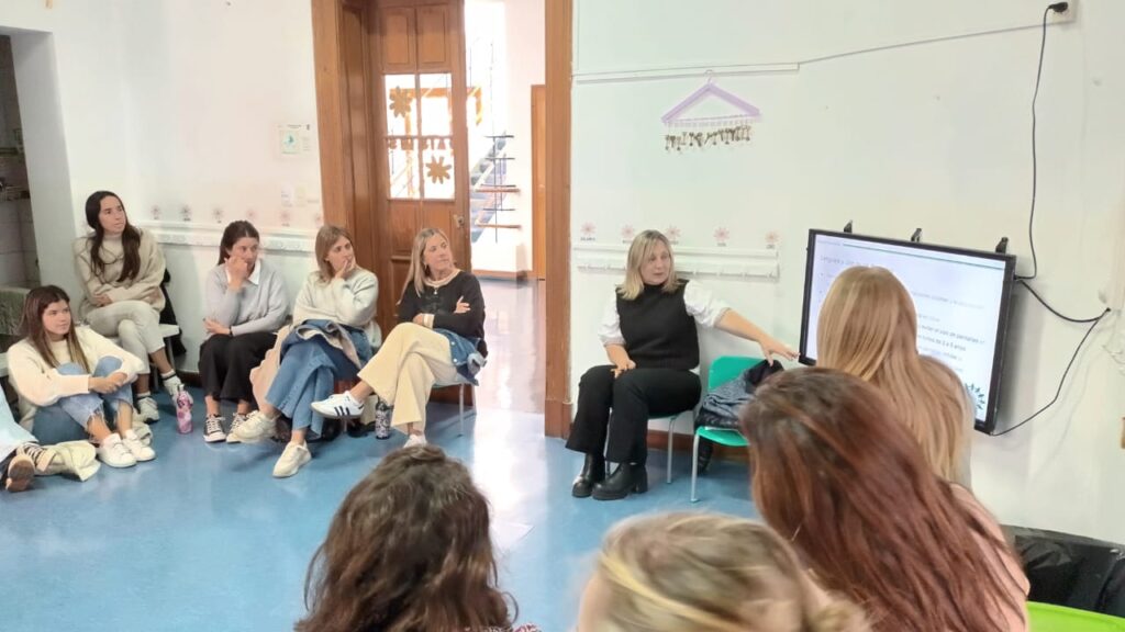 EMI: una jornada de reflexión y propuestas sobre innovación educativa.