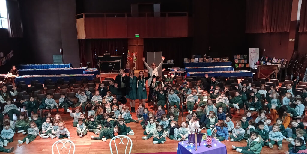 BDS Book Fair 2025 en el hall del colegio