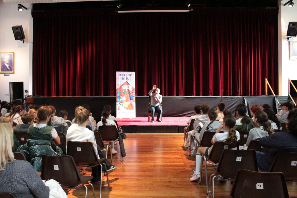 Narradores invitados en la Book Fair 2025 del Belgrano Day School