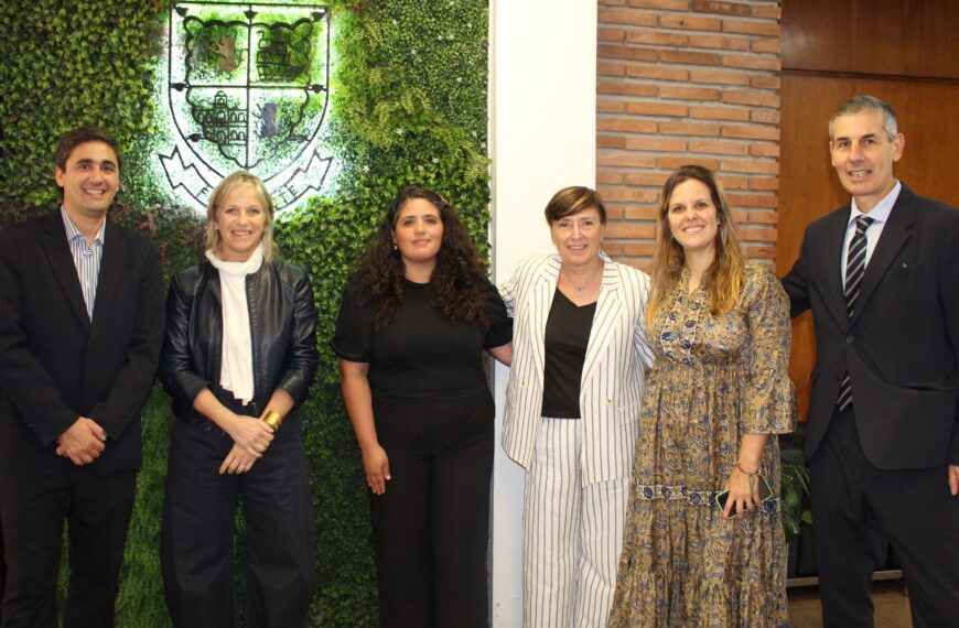 Recibimos a la Ministra de Educación